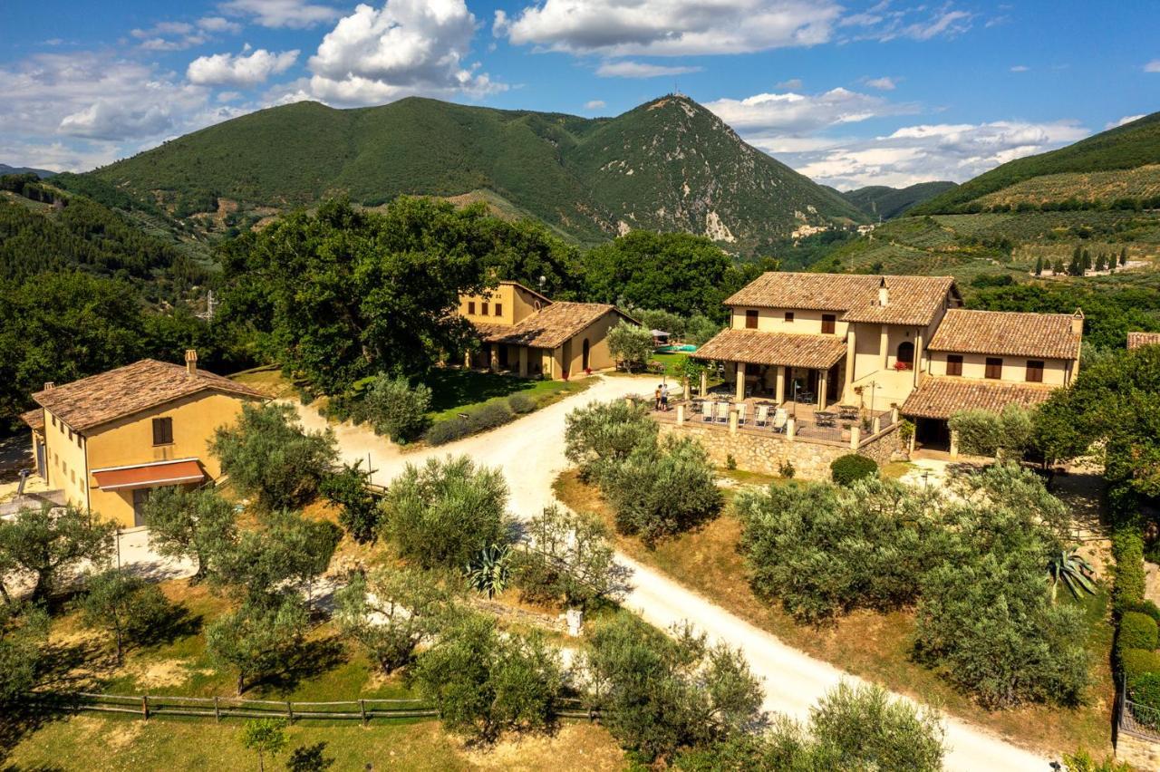 Agriturismo Le Vigne Villa Foligno Exterior photo