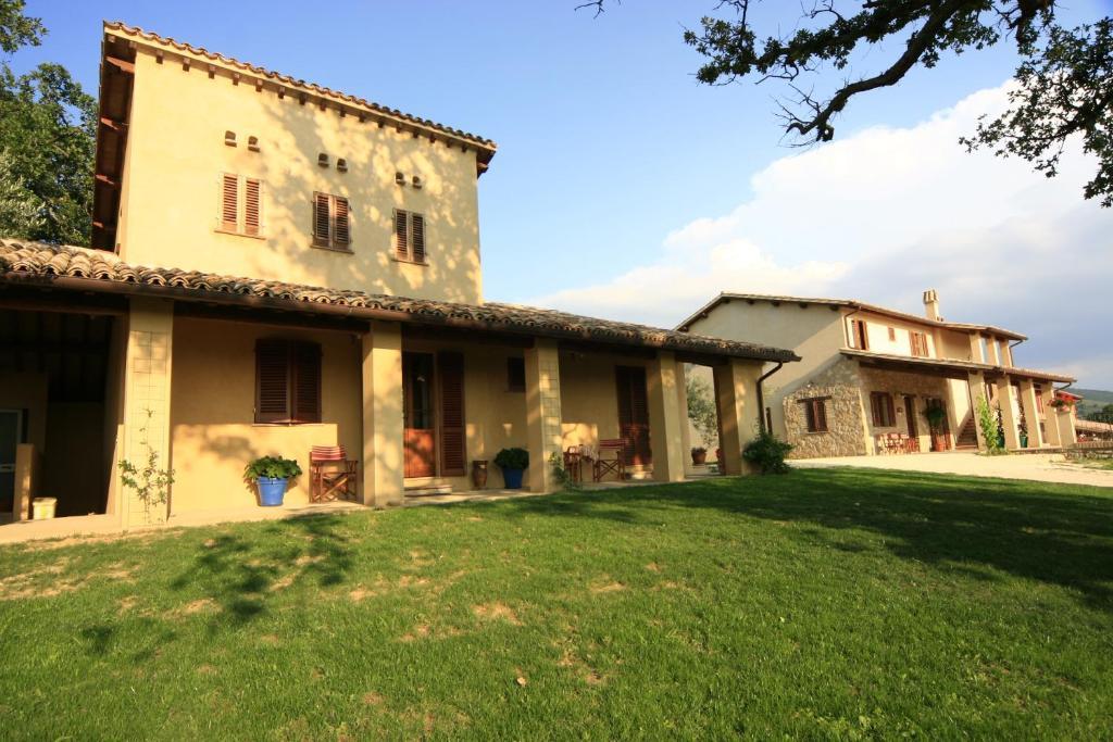 Agriturismo Le Vigne Villa Foligno Exterior photo